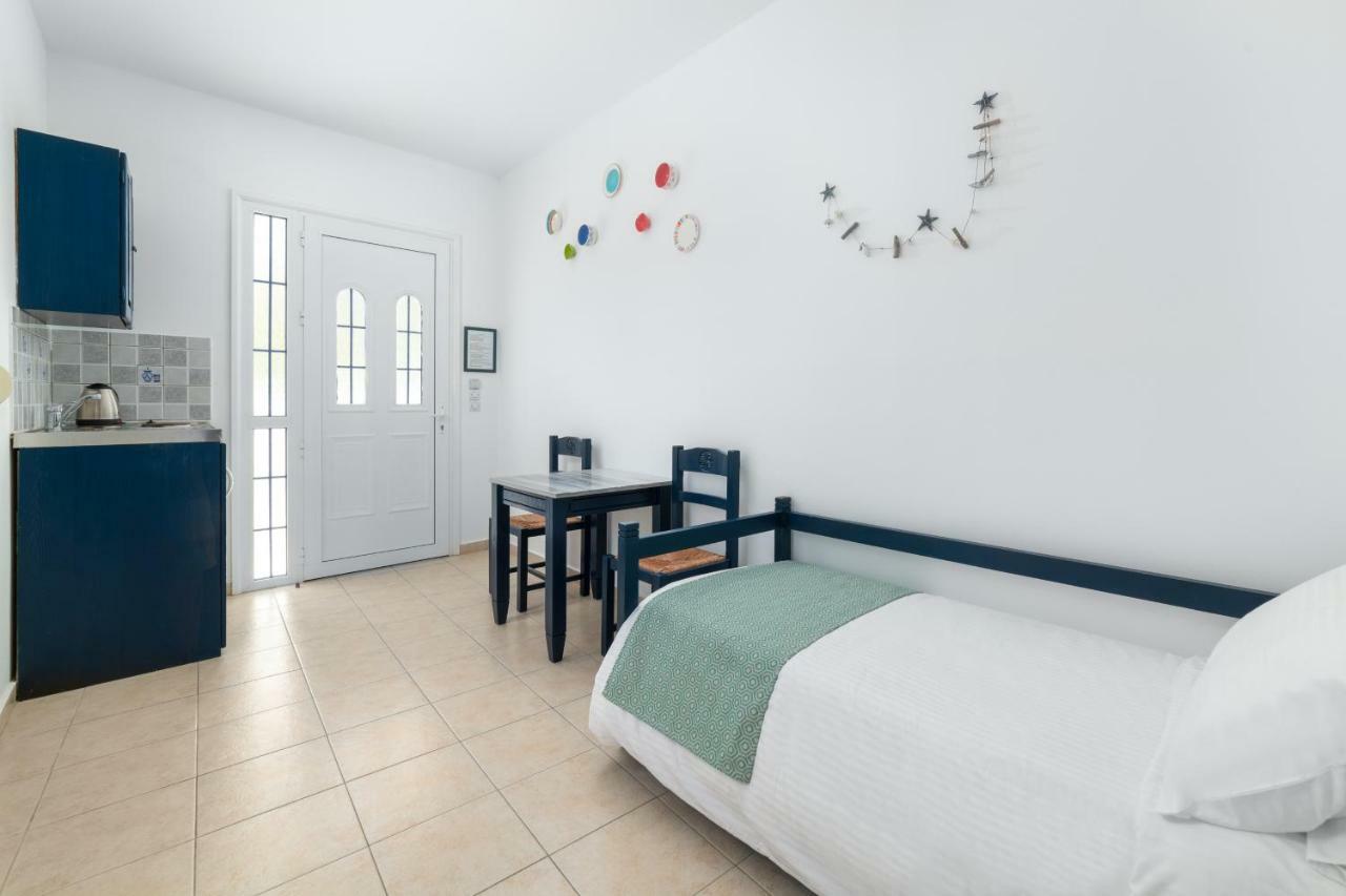 Kozas Superior Apartments Archangelos  Bagian luar foto